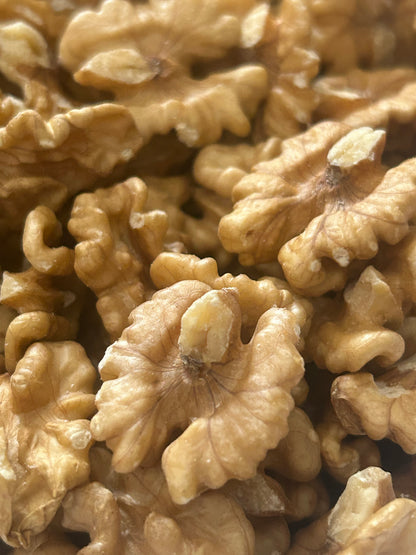 Premium Chilean Walnuts (Fresh & High Quality)